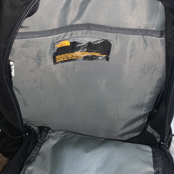 north face jester backpack - Picture 3 of 3